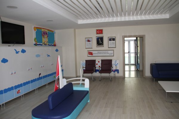 Afacan Çocuk - Yuvamızın Girişi